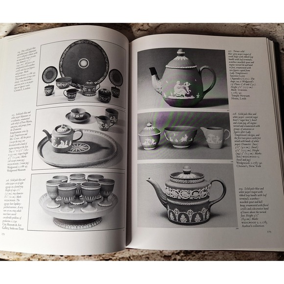 WEDGWOOD JASPER By Reilly Robin HB/DJ Thames and Hudson 1994 600 Illustrations - Picture 16 of 16